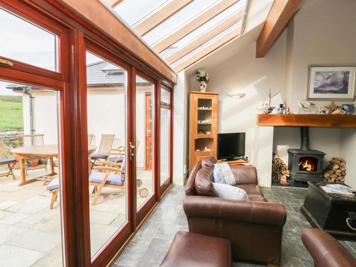 Manaros Cottage أبيرداريون المظهر الخارجي الصورة